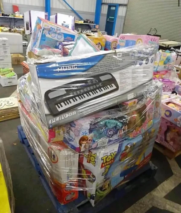 Christmas Stock Liquidation – Bulk Pallets of Holiday Décor, Toys & Games