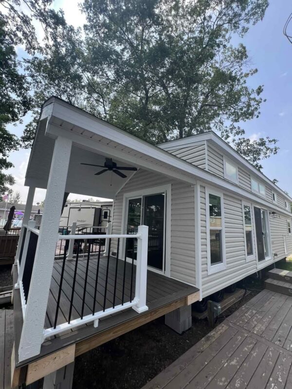 The Modern Tiny Home with Split Loft – Smart Space, Timeless Style (H33SL)