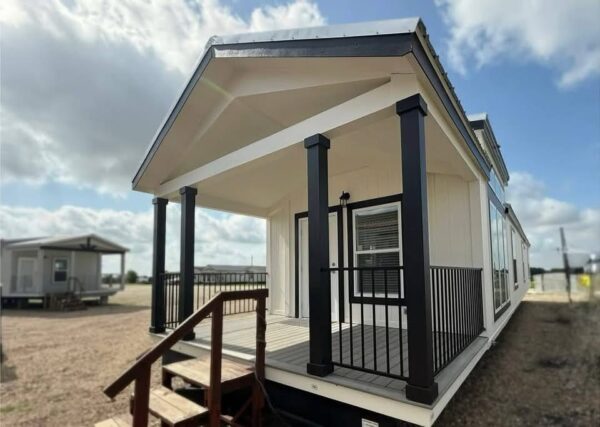 The Dasha Tiny Home – Modern Warmth with Timeless Detail (DASHA880)